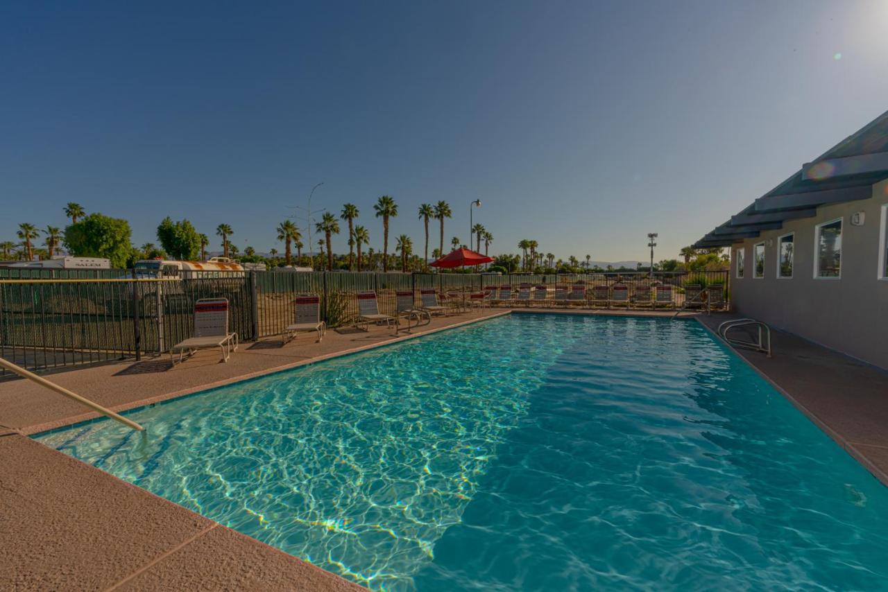 Indian Wells Rv Resort Индио Экстерьер фото